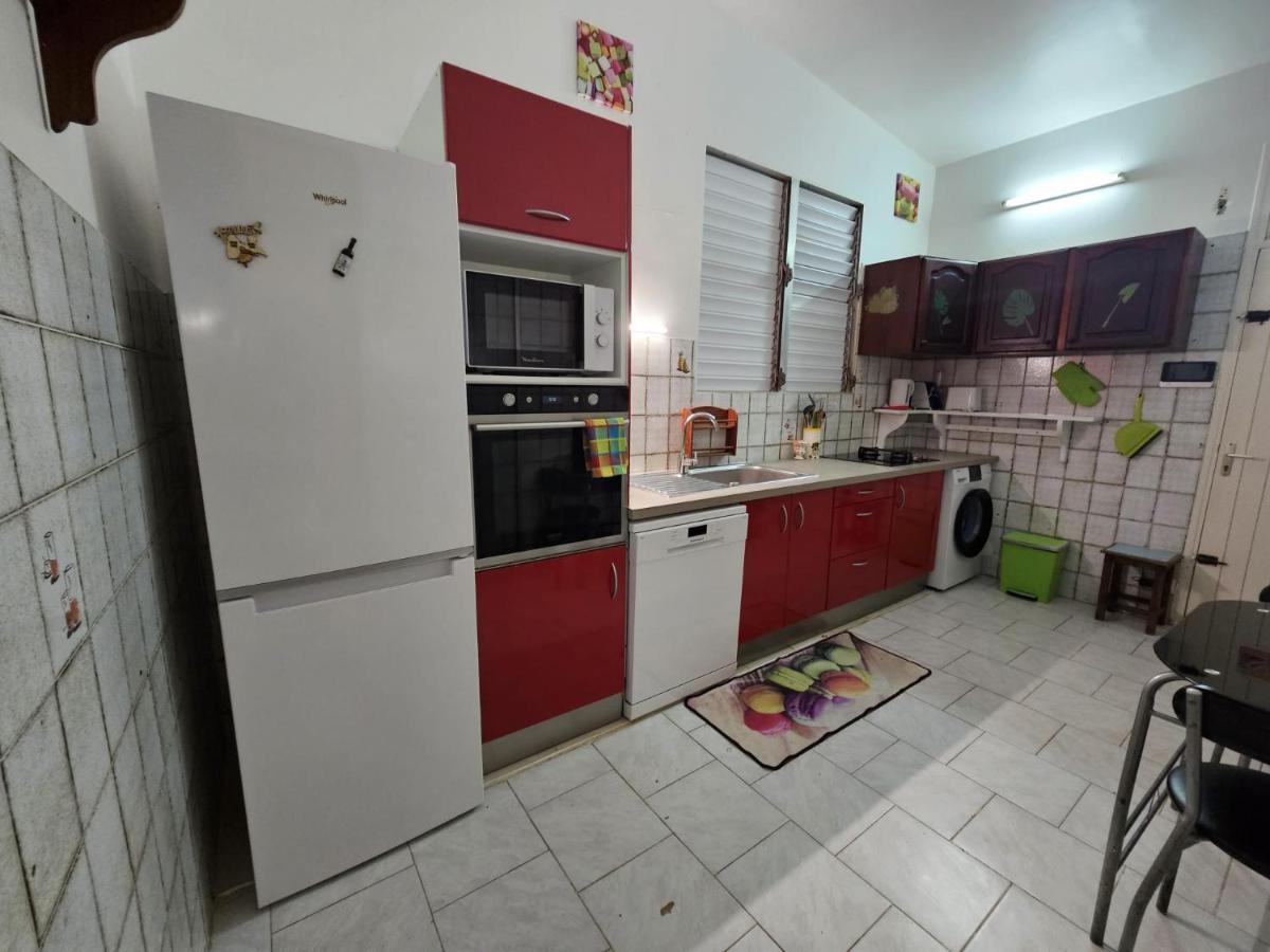 La Maison Aux Orchidees Petit-Bourg Exterior photo